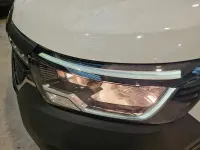 Usado Renault Kangoo 95 CV (69 kW) 2023 Blanco Monovolumen