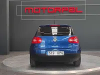 Usado VW Golf IV Highline 105 CV (77 kW) 2005 Azul Utilitario