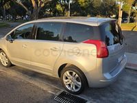 Usado Peugeot 5008 Allure 150 CV (110 kW) 2013 Gris / plata Monovolumen