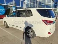 Usado SsangYong Rodius Limited 155 CV (114 kW) 2015 Blanco Monovolumen