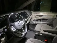 Usado VW Multivan 136 CV (100 kW) 2023 Gris / plata Monovolumen