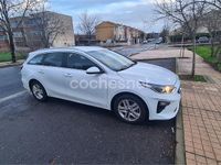 Usado Kia Ceed 120 CV (88 kW) 2021 Blanco Utilitario
