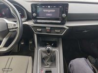 Usado Seat Leon Style 115 CV (84 kW) 2021 Blanco Familiar