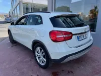 Usado Mercedes GLA200 Style 136 CV (100 kW) 2016 Blanco SUV