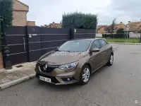 Usado Renault Mégane Intens 110 CV (80 kW) 2016 Marrón Berlina