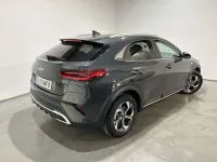 Usado Kia XCeed 120 CV (88 kW) 2023 Gris SUV