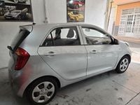 Usado Kia Picanto 66 CV (48 kW) 2015 Gris / plata Utilitario