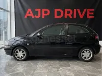 Usado Seat Ibiza Stella 64 CV (47 kW) 2003 Negro Utilitario