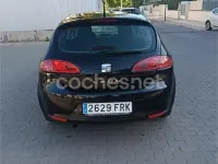 Usado Seat Leon Reference 102 CV (75 kW) 2007 Negro Utilitario