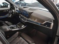 Usado BMW X5 Comfort Edition 489 CV (359 kW) 2025 Gris / plata SUV