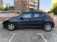 Usado Peugeot 207 95 CV (69 kW) 2008 Negro Berlina