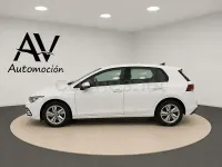 Usado VW Golf VIII 110 CV (80 kW) 2024 Blanco Berlina