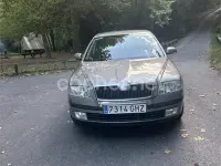 Usado Skoda Octavia Active 105 CV (77 kW) 2008 Beige Berlina