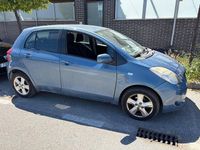 Usado Toyota Yaris 90 CV (66 kW) 2008 Azul Utilitario