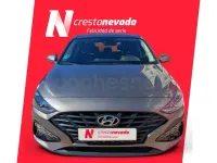 Usado Hyundai i30 110 CV (80 kW) 2021 Gris / plata Berlina