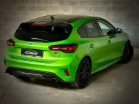 Usado Ford Focus Performance Edition 280 CV (205 kW) 2023 Verde Berlina