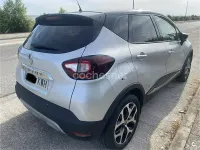 Usado Renault Captur Zen 130 CV (95 kW) 2019 Gris / plata SUV