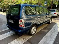 Usado Hyundai Trajet GLS 141 CV (103 kW) 2006 Azul Monovolumen