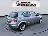 Usado Opel Astra Cosmo 100 CV (73 kW) 2008 Gris / plata Berlina
