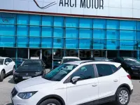 Usado Seat Arona Style 95 CV (69 kW) 2019 Blanco SUV