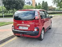 Usado Citroën C3 Picasso Seduction 92 CV (67 kW) 2010 Rojo Monovolumen