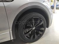Usado VW Tiguan R-line 200 CV (147 kW) 2021 Gris / plata SUV
