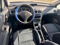 Usado Peugeot 307 90 CV (66 kW) 2004 Azul Berlina