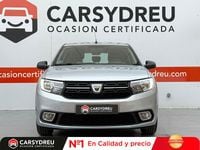 Usado Dacia Sandero Essentiel 73 CV (53 kW) 2020 Gris / plata Berlina