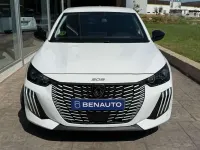 Usado Peugeot 208 Allure 102 CV (75 kW) 2025 Blanco Utilitario