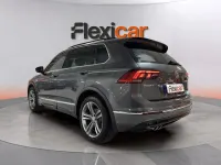 Usado VW Tiguan R-line 150 CV (110 kW) 2021 Gris SUV