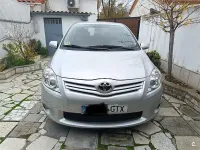 Usado Toyota Auris Active 126 CV (92 kW) 2010 Gris / plata Utilitario