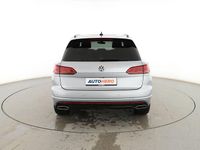 Usado VW Touareg R-line 286 CV (210 kW) 2019 Gris SUV