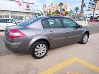 Usado Renault Mégane III Dynamique 111 CV (81 kW) 2008 Gris Berlina