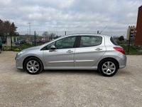 Usado Peugeot 308 Sport 119 CV (87 kW) 2010 Gris claro Utilitario