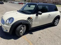 Usado Mini Cooper 116 CV (85 kW) 2007 Blanco Utilitario