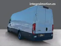 Usado Iveco Daily 156 CV (114 kW) 2023 Blanco Berlina