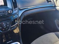 Usado Opel Insignia Excellence 140 HP (102 kW) 2015 Castanho Sedan