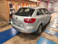 Usado Seat Ibiza ST Reference 85 CV (62 kW) 2011 Gris / plata Familiar
