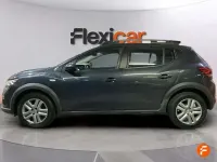 Usado Dacia Sandero Comfort 101 CV (74 kW) 2022 Gris Berlina
