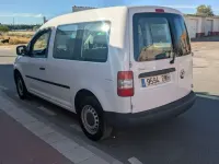 Usado VW Caddy 75 CV (55 kW) 2007 Blanco Monovolumen