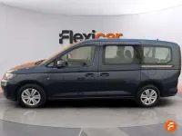Usado VW Caddy Maxi 122 CV (89 kW) 2024 Gris Monovolumen