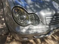 Usado Mercedes C220 Classic 143 CV (105 kW) 2005 Gris / plata Berlina