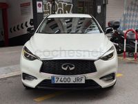 Usado Infiniti Q30 Premium 170 CV (125 kW) 2016 Blanco Berlina