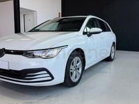 Usado VW Golf VIII 110 CV (80 kW) 2021 Blanco Familiar