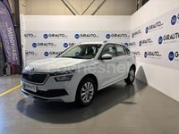 Usado Skoda Kamiq Ambition 95 CV (69 kW) 2021 Blanco SUV