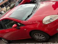 Usado Fiat Grande Punto Emotion 95 CV (69 kW) 2007 Rojo Utilitario