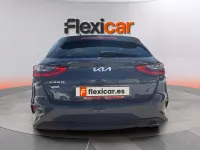 Usado Kia Ceed 136 CV (100 kW) 2023 Gris Utilitario