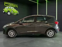 Usado Ford Fiesta Trend 85 CV (62 kW) 2018 Gris / plata Utilitario