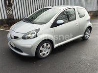 Usado Toyota Aygo 54 CV (39 kW) 2007 Gris / plata Utilitario