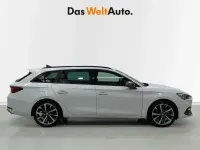Usado Seat Leon FR 150 CV (110 kW) 2025 Blanco Familiar